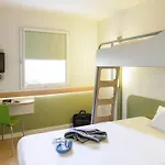 Ibis Budget Lille - Stade Pierre Mauroy 酒店 龙尚