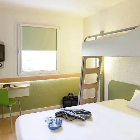 Ibis Budget Lille - Stade Pierre Mauroy 2*